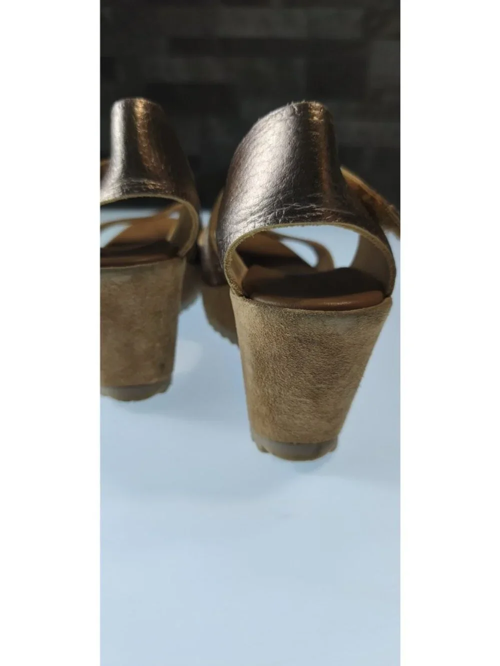 Pedro Garcia Bronze Metallic Wedge Sandals Sz 41 Suede Platform New No Box